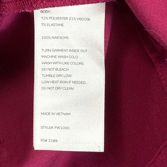 Figs Catarina One Pocket Scrub Top Size XS - Picture 9 of 9